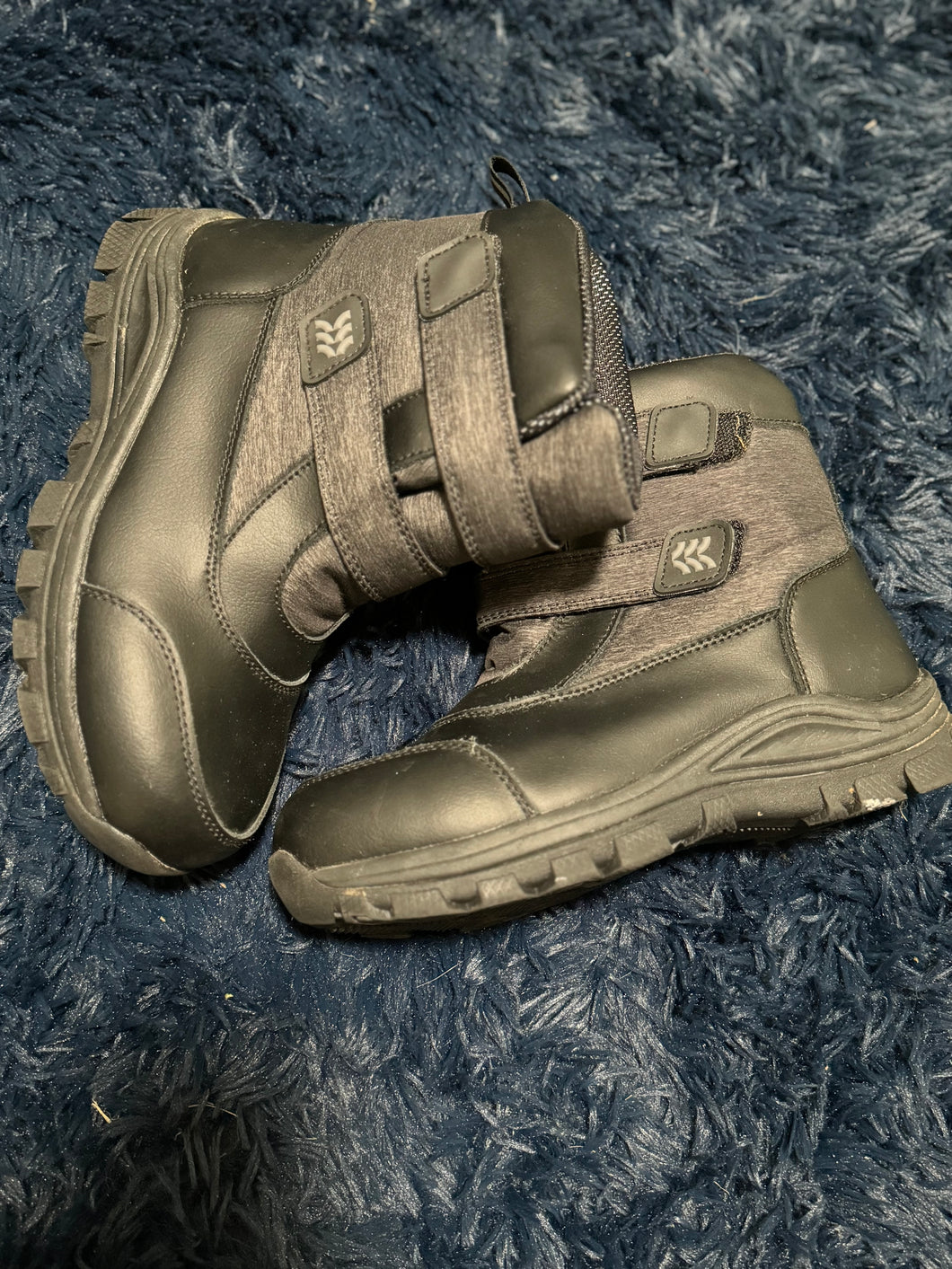 Snowboots, size 4