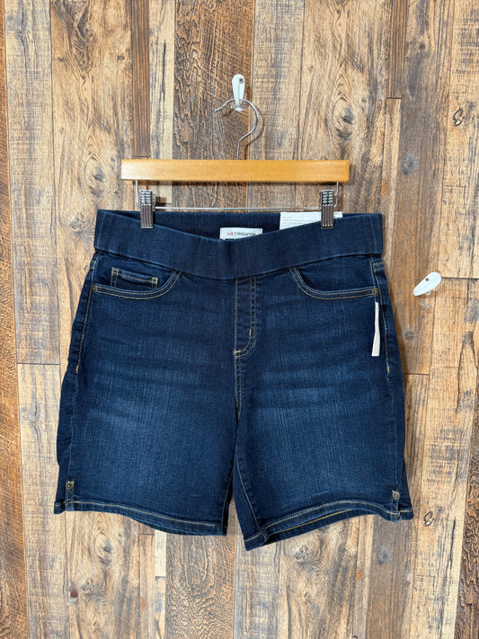 Jean shorts NWT, size 6