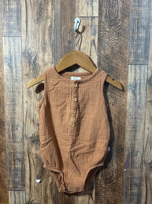 Organic cotton romper, size 18m