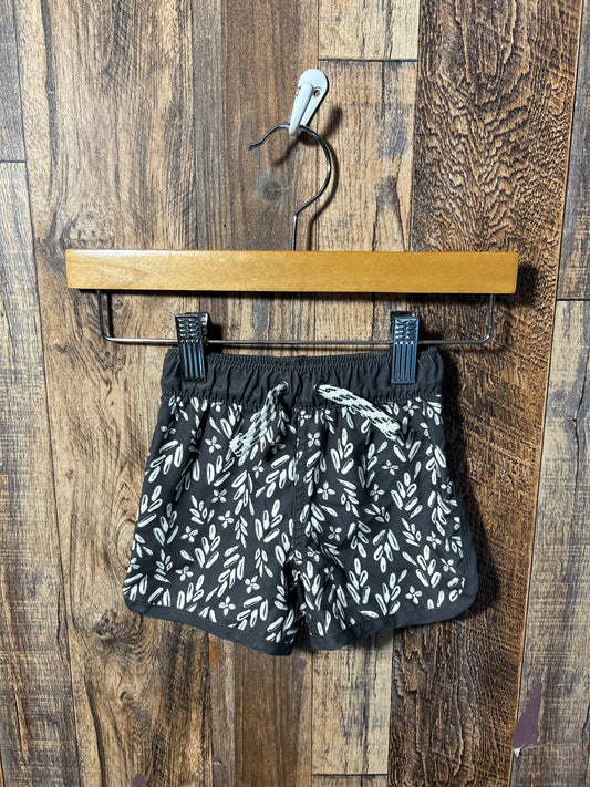 Shorts, size 6m