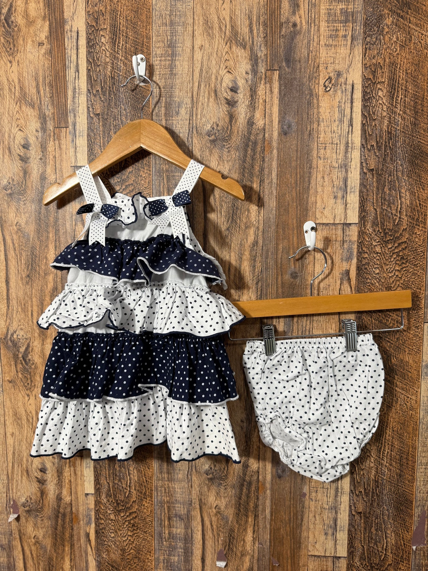 Dress w/lollies, size 18m