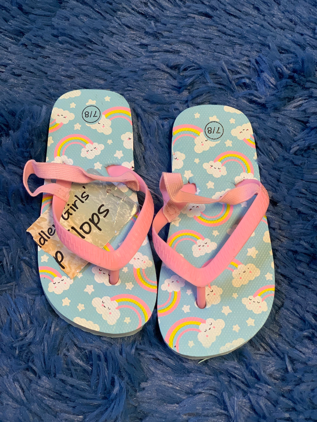 Flip flops NWT, size 7-8