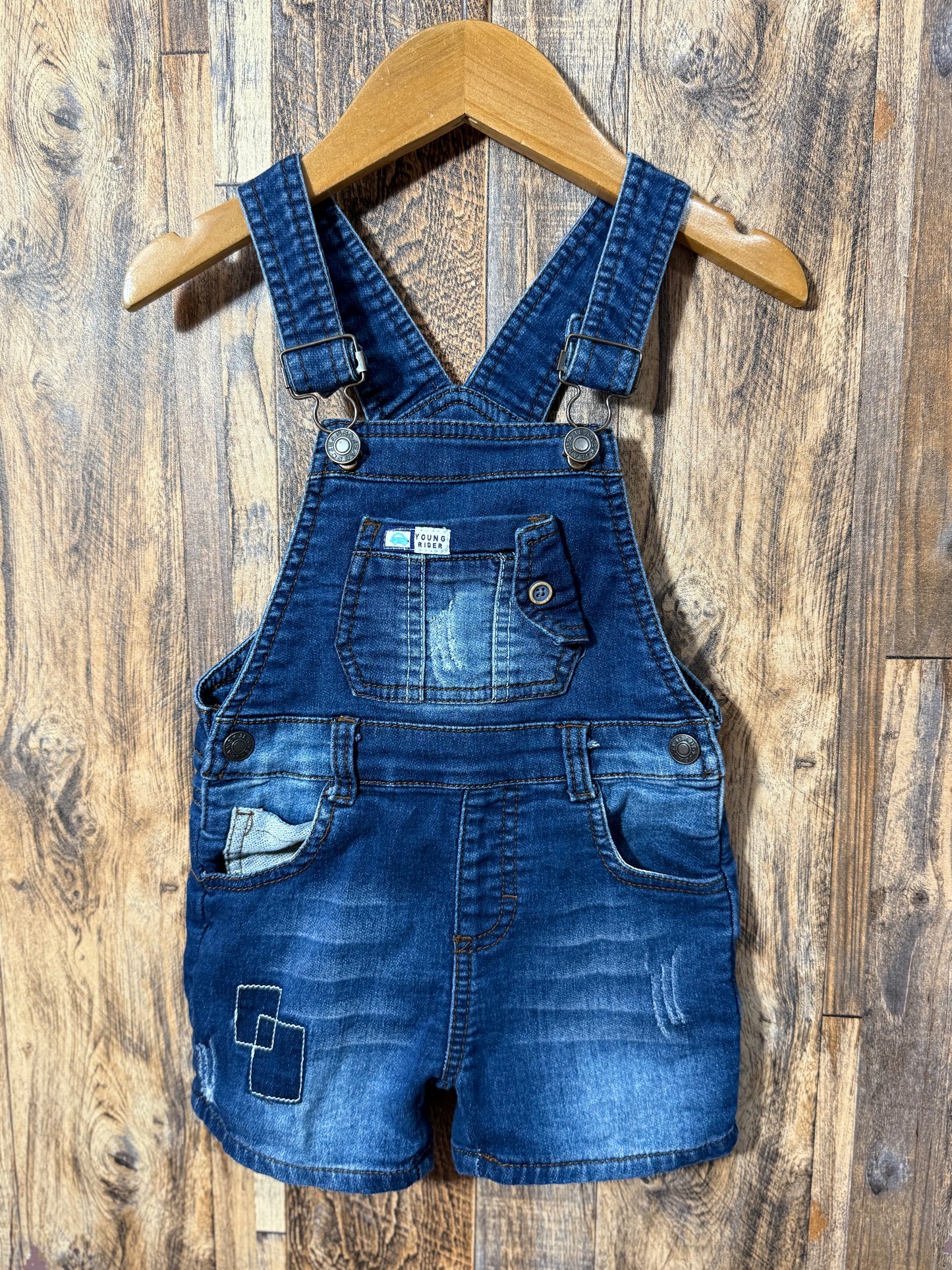 Overall shorts, size 2-3