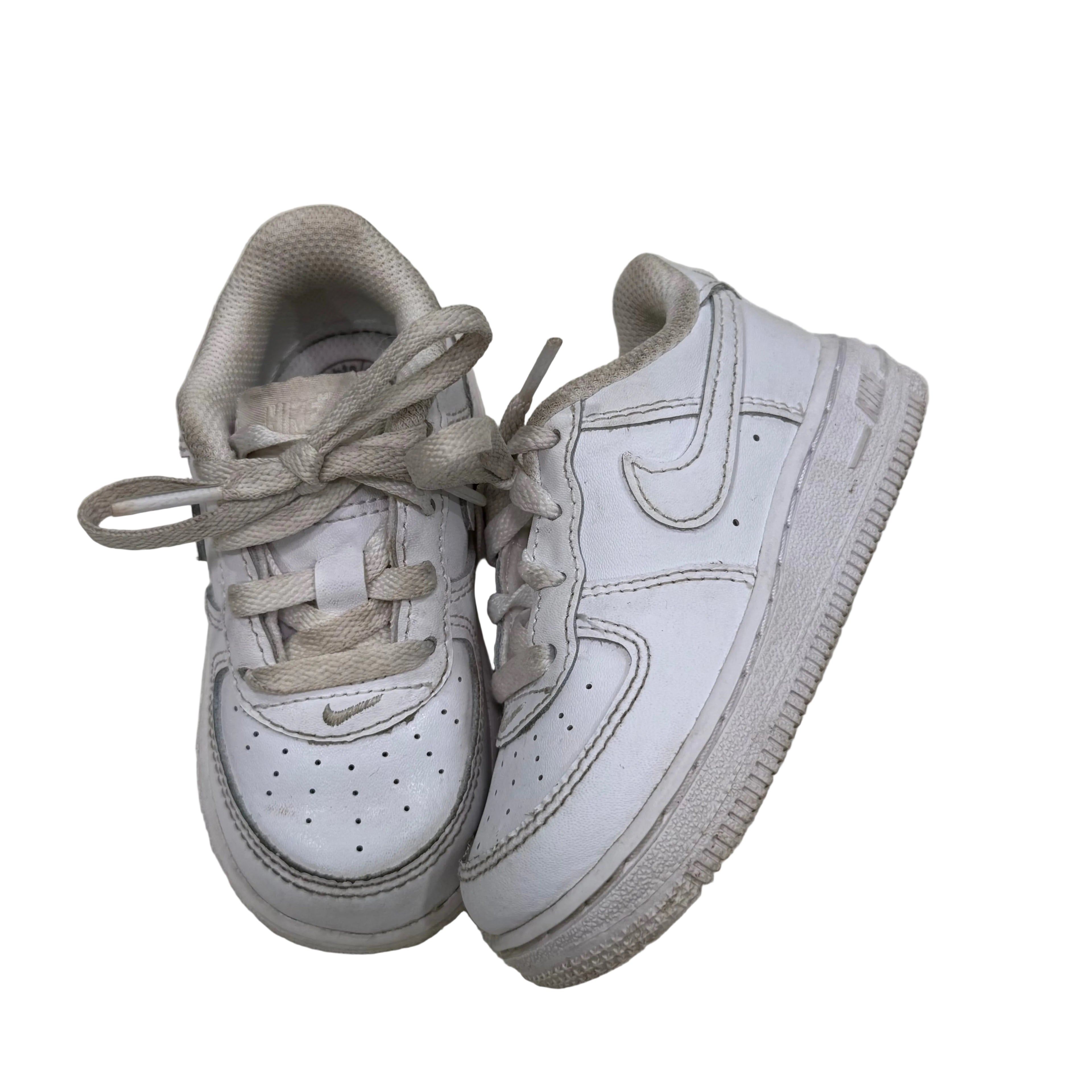 Nike, 6C