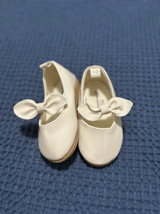 Dress shoes, size 5