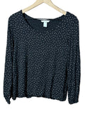 H&M, M