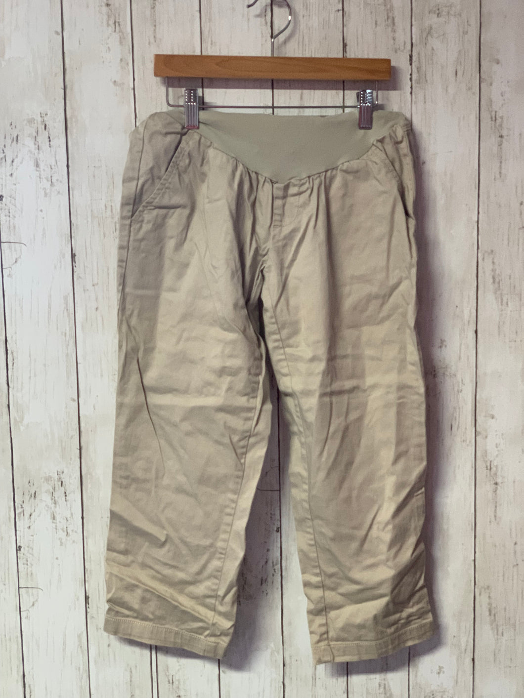 Capris, size M