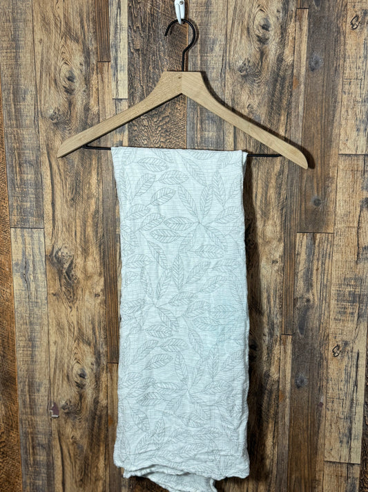Leaf bamboo muslin blanket