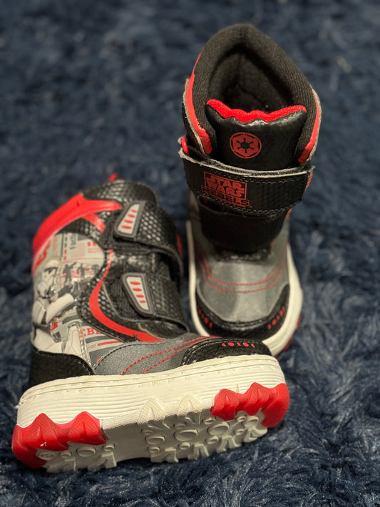 Snow boots, size 5-6