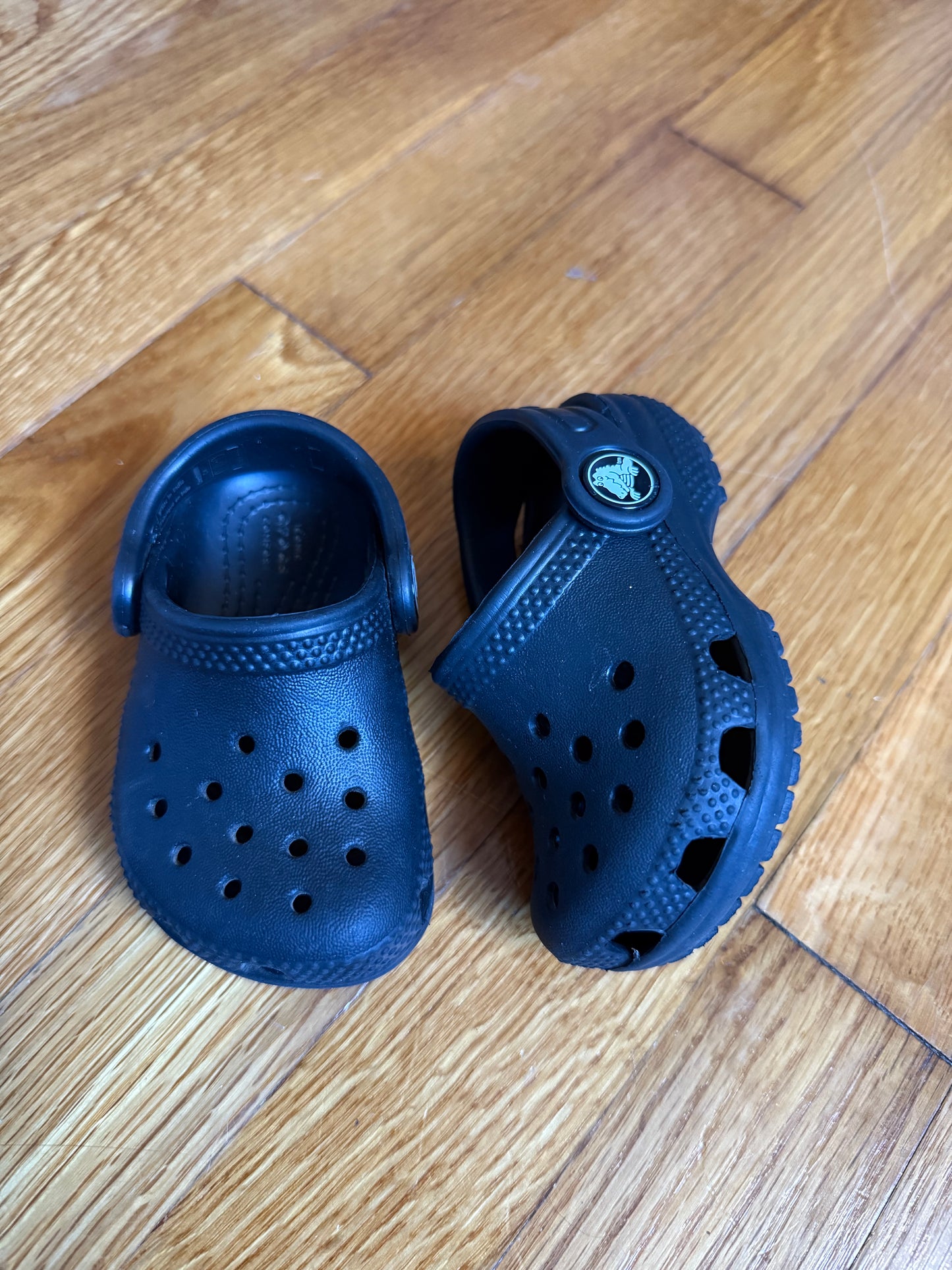 Crocs, size 4