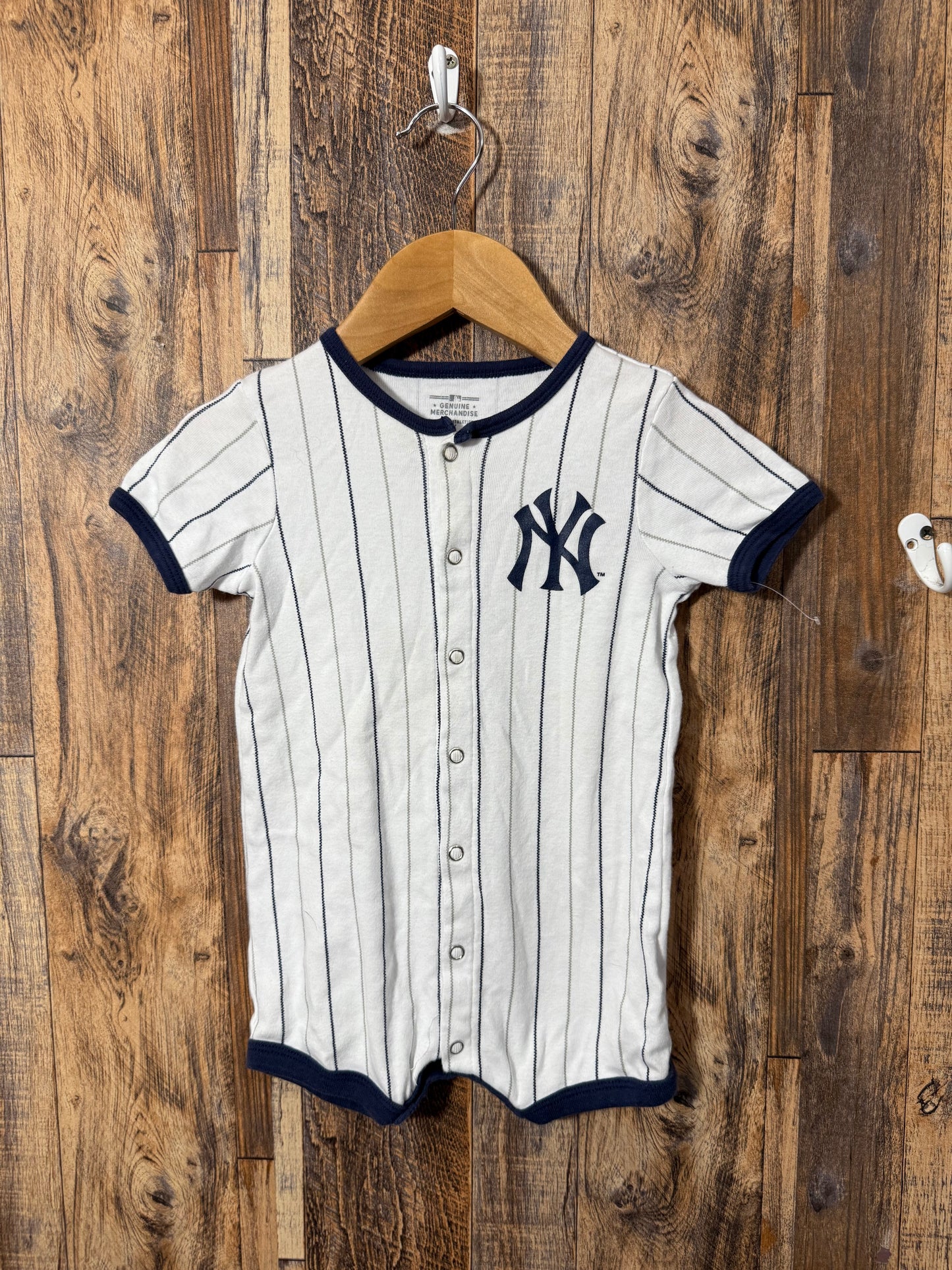 Yankees romper, size 12m