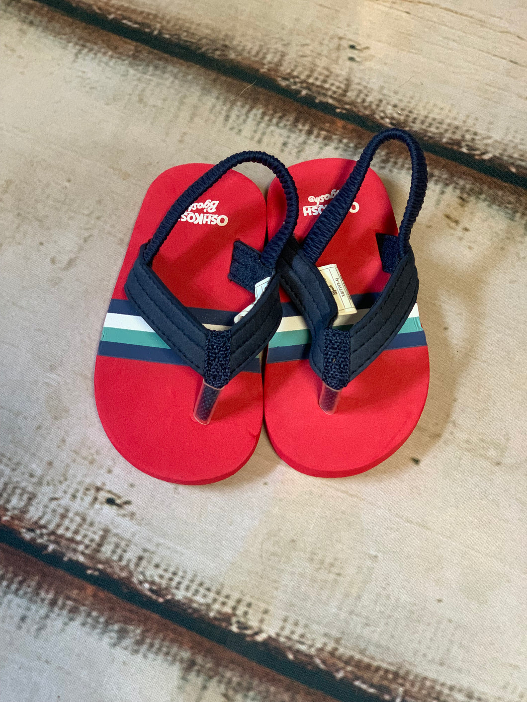 Flip flops, size 3-4