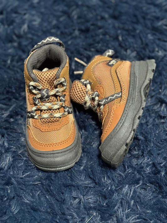 Boots, size 5