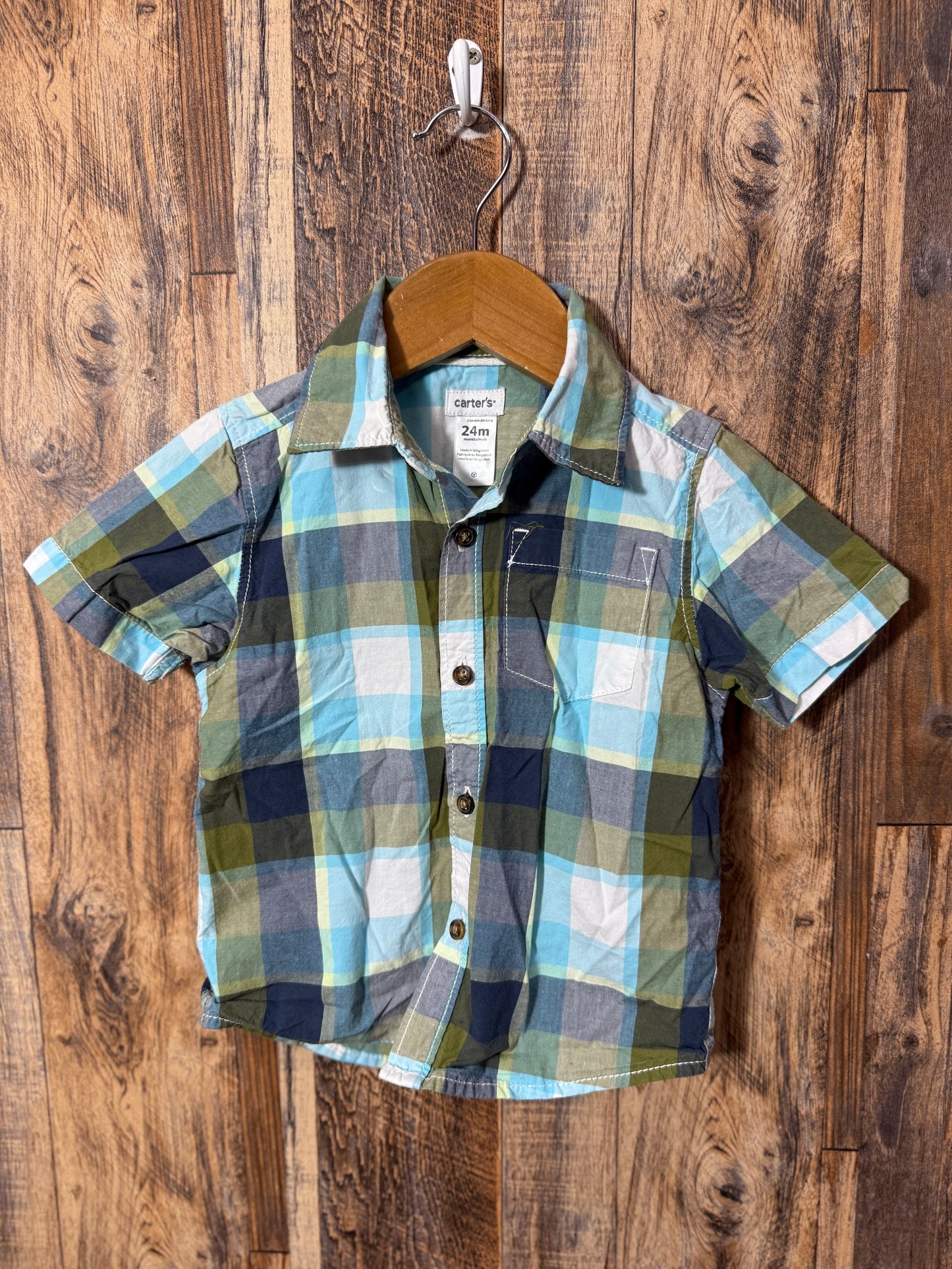 Button up, size 24m