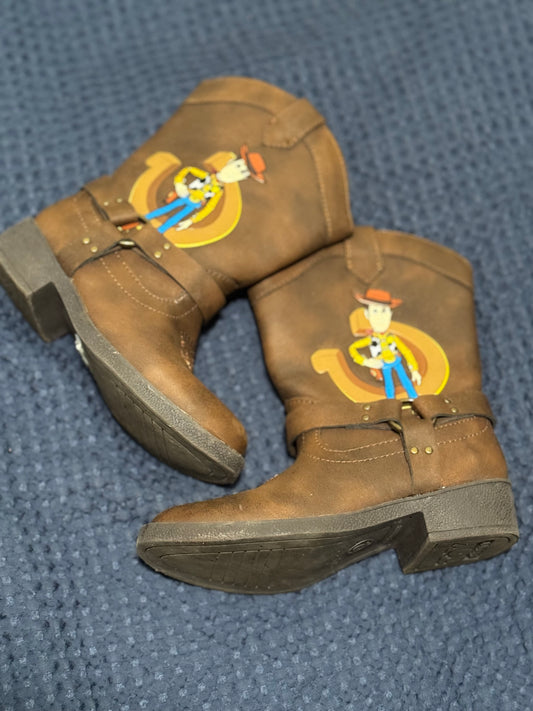 Cowboy boots, size 9