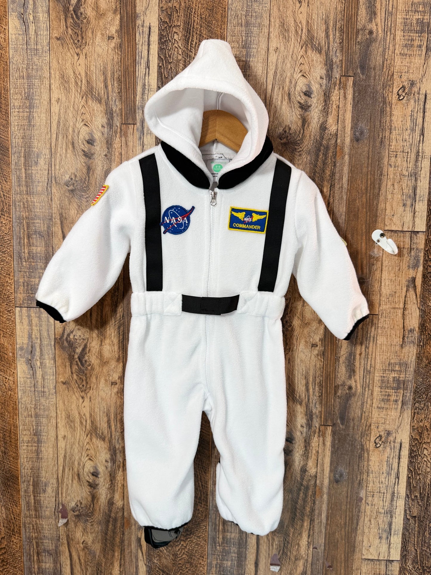 Astronaut halloween costume, size 3-6m