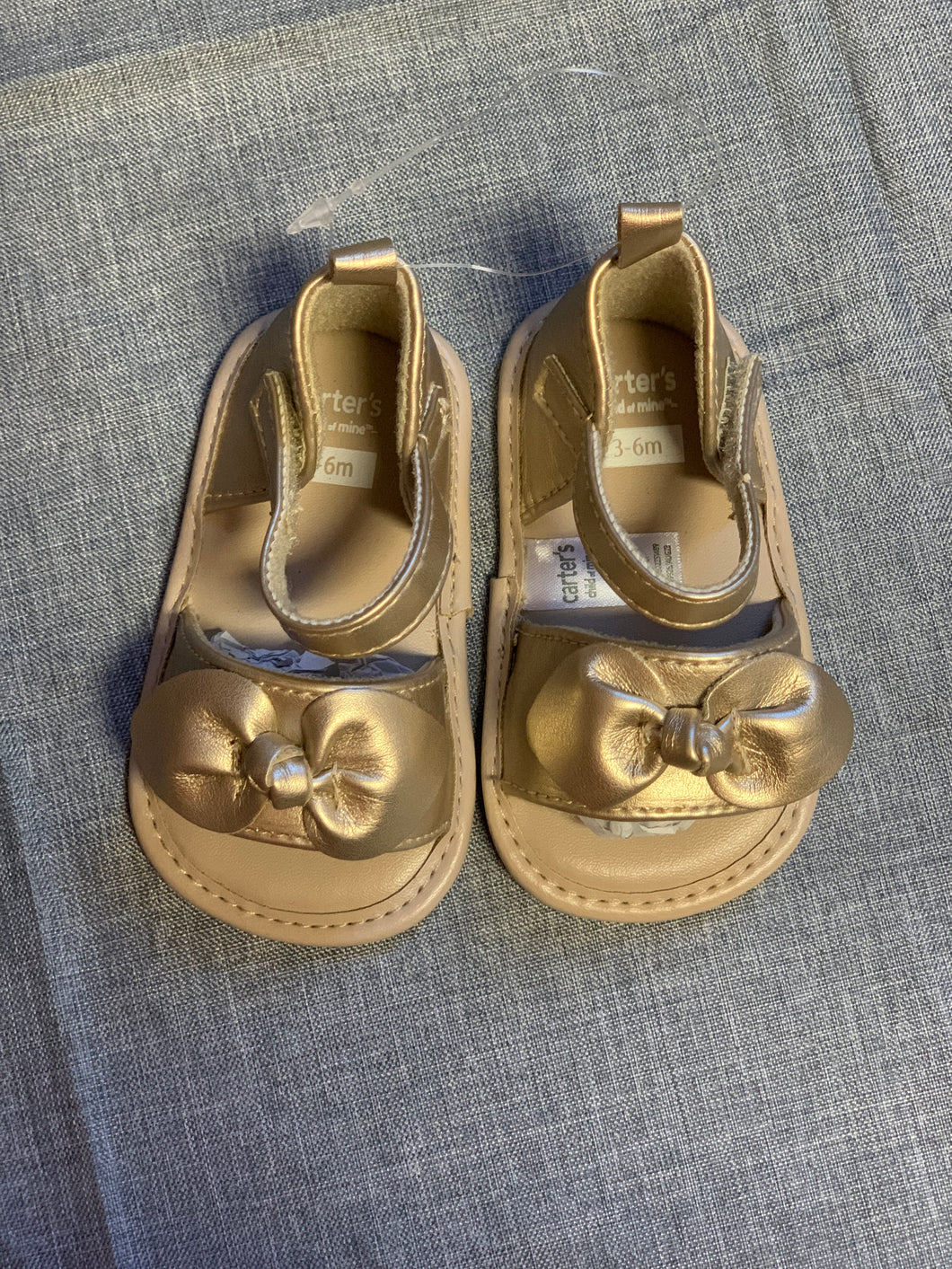 Sandles, size 3-6m