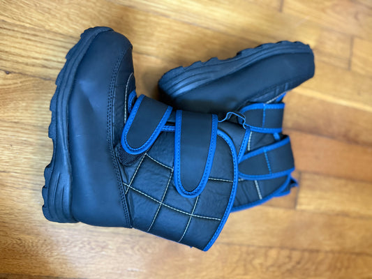 Snowboard, size 11-12