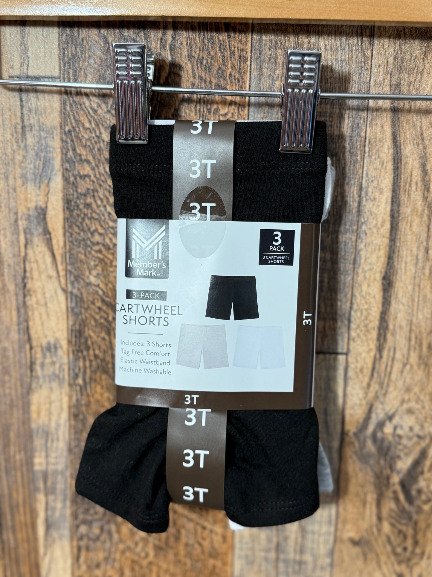 3pk cartwheel shorts NWT, size 3t