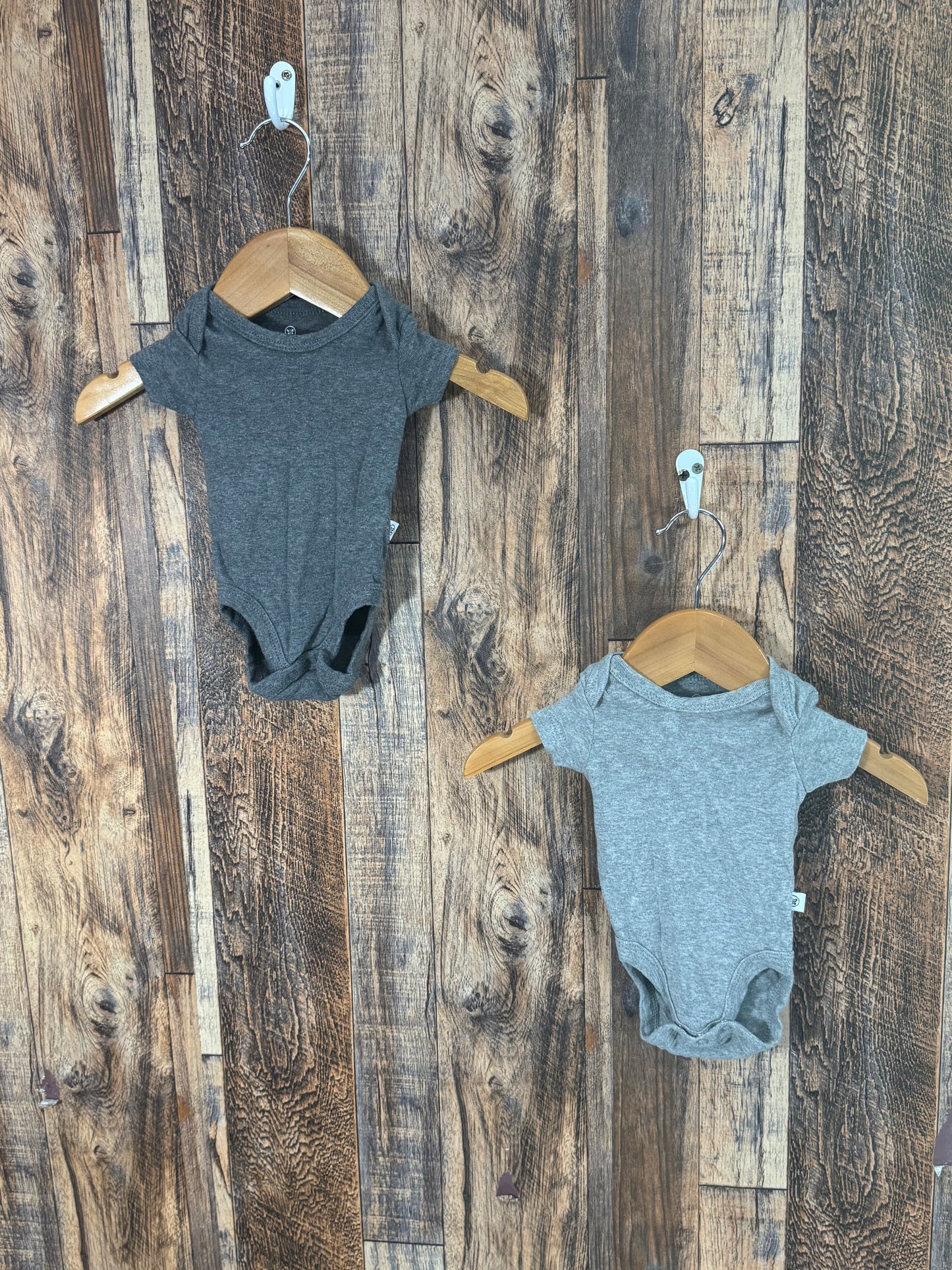 2pc organic Cotton onesie set, size P