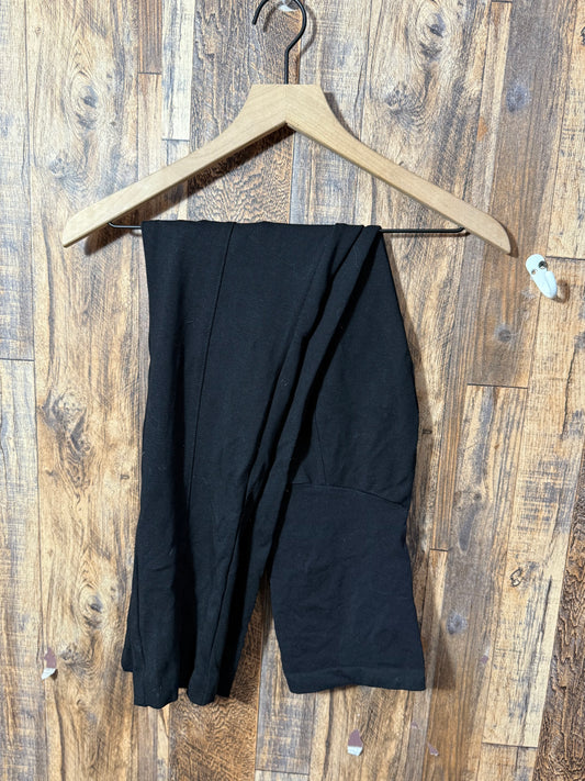 Dress pants, size M