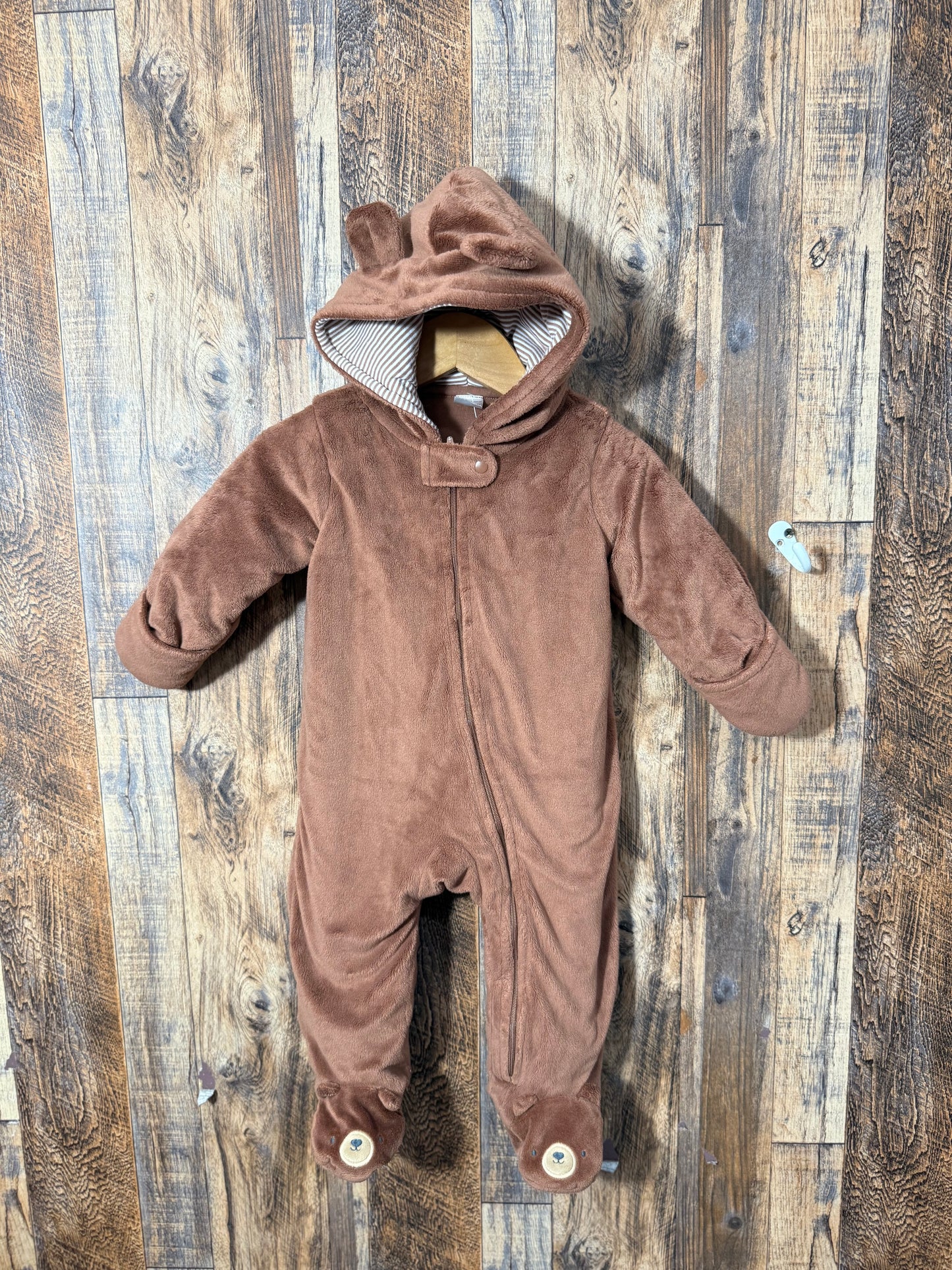Snowsuit, size 9m