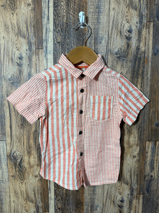Button up, size 18m