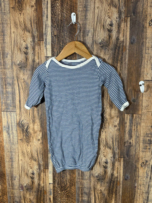 Organic cotton sleep gown, size 0-6m