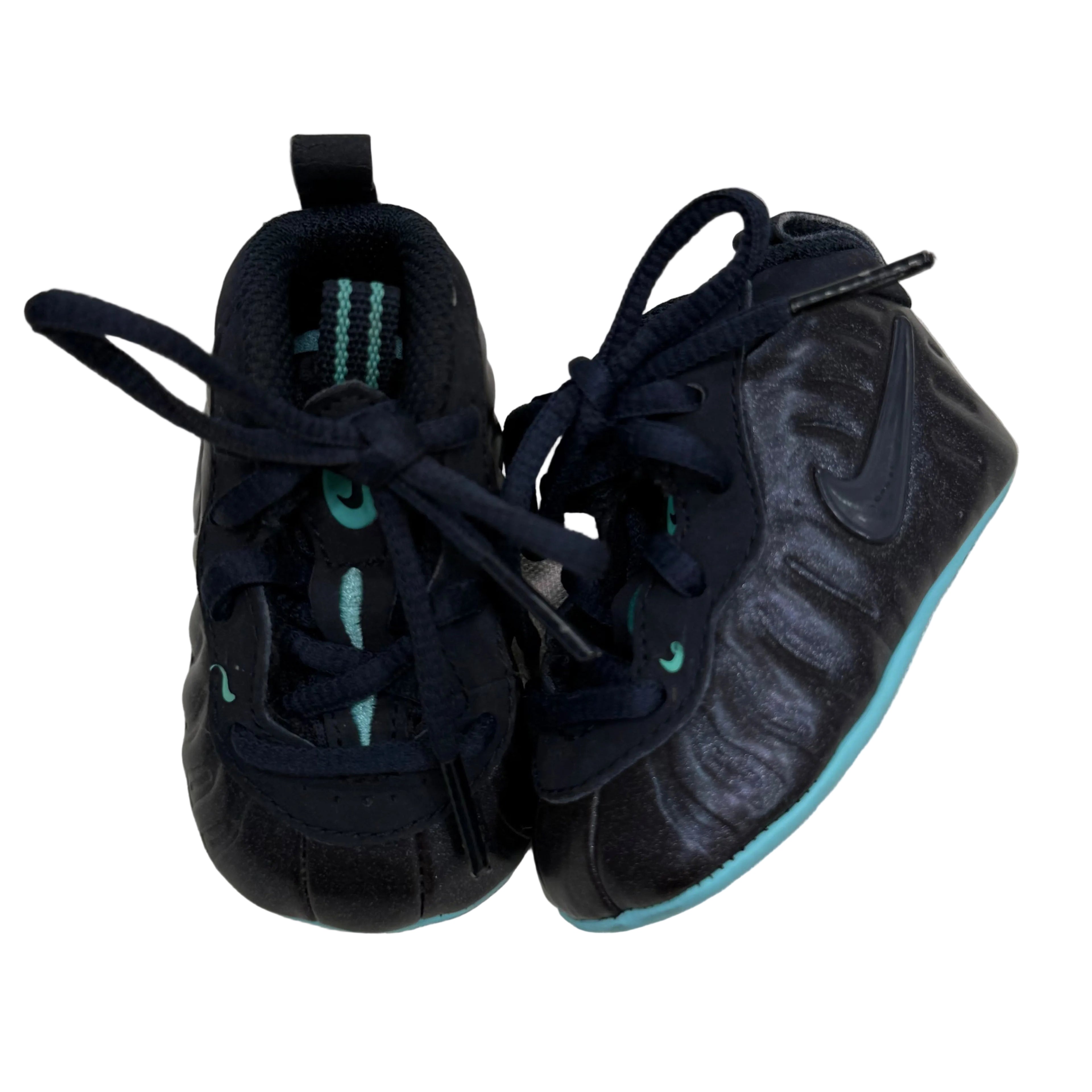 Nike, 1C