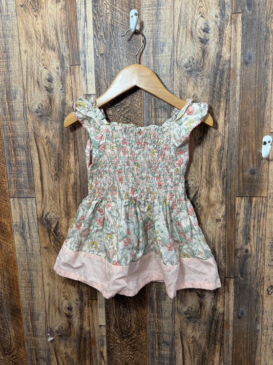 Top, size 6