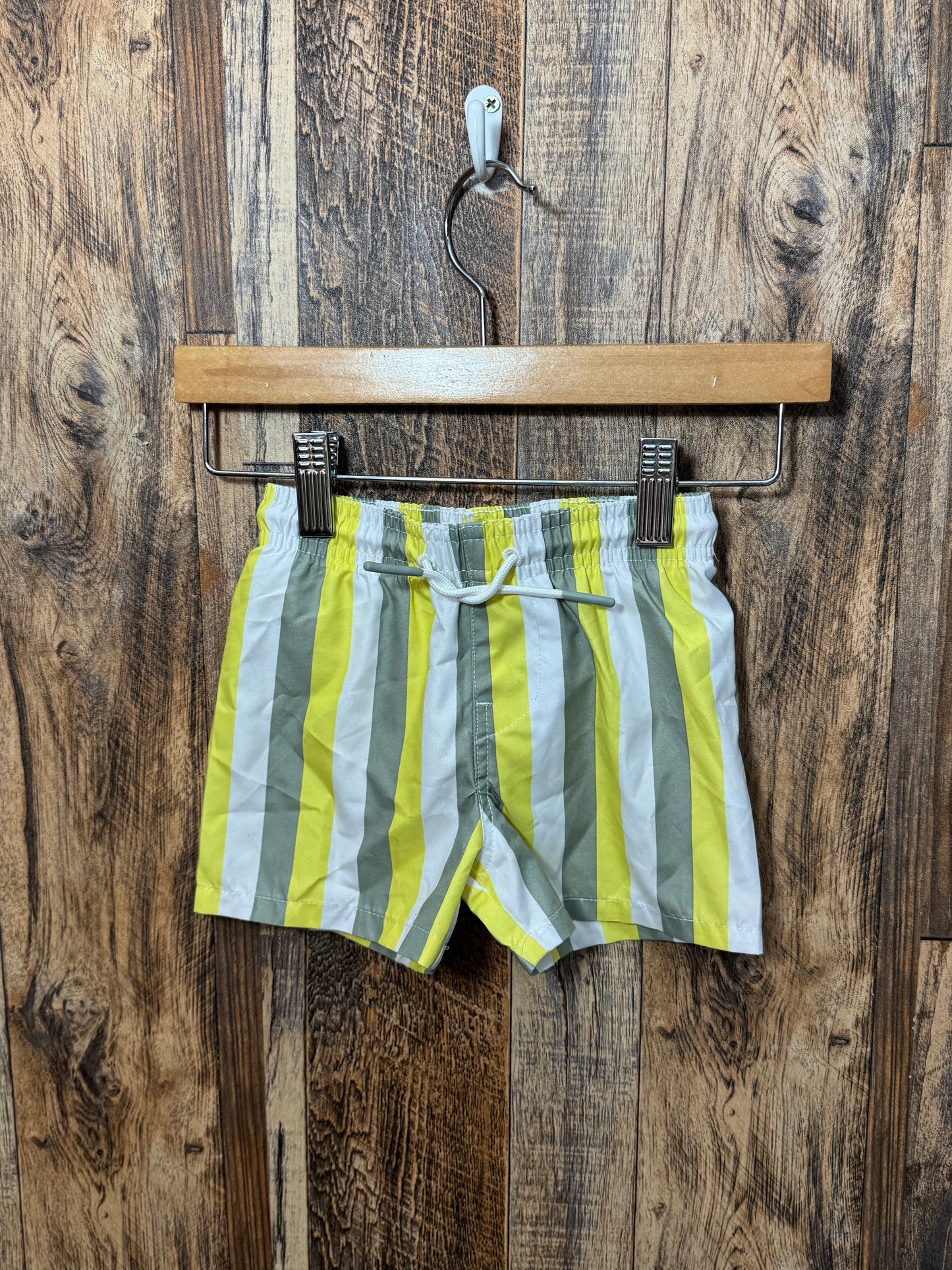Swim trunks, size 6-9m