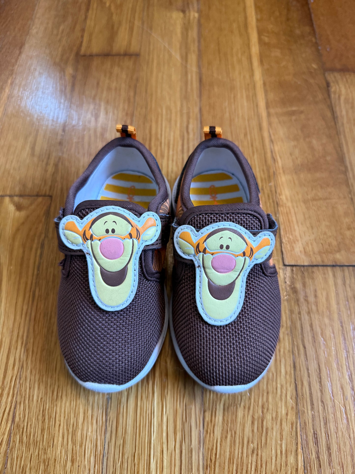 Tigger sneakers, size 6
