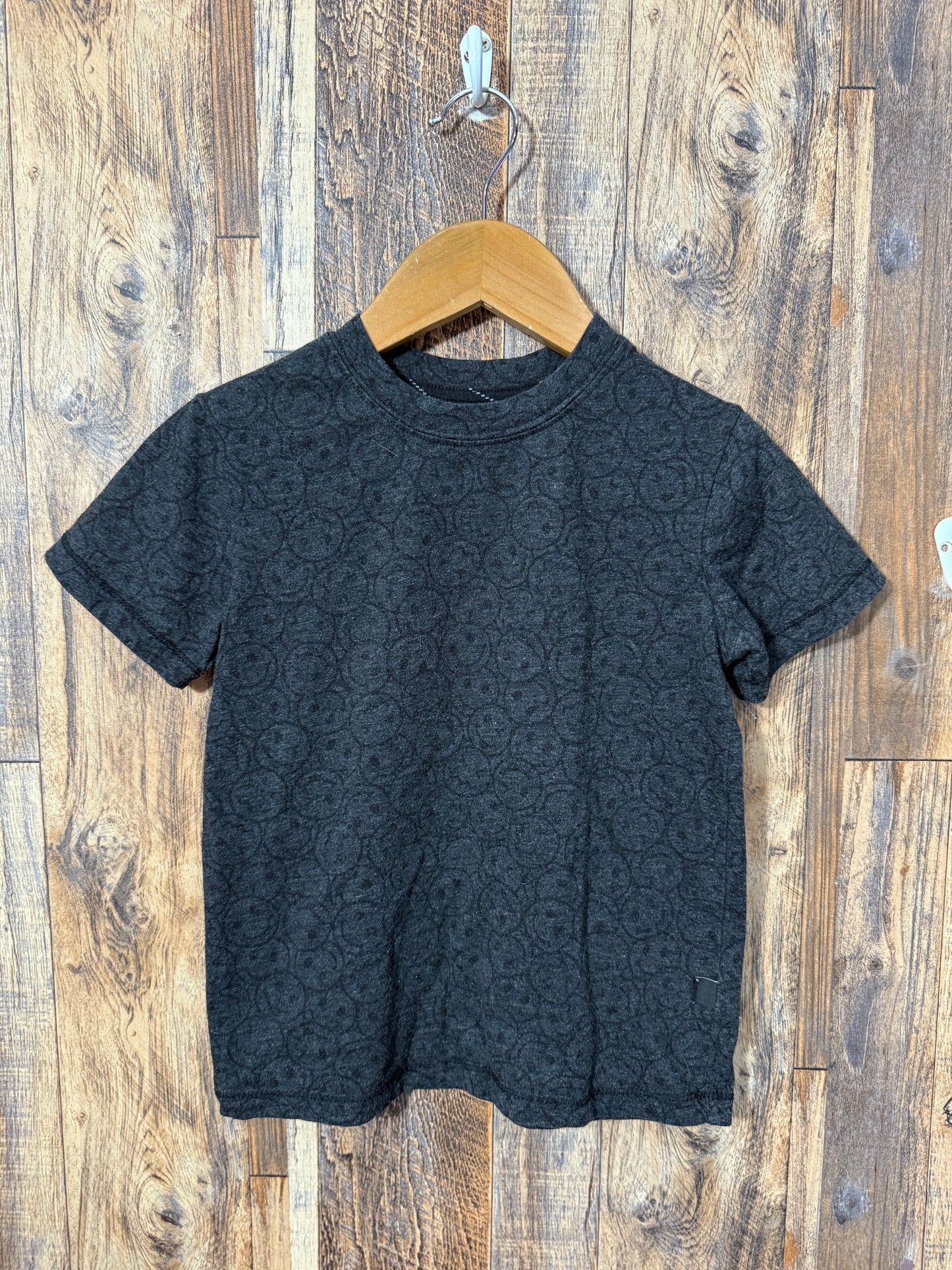 Shirt, size 4-5