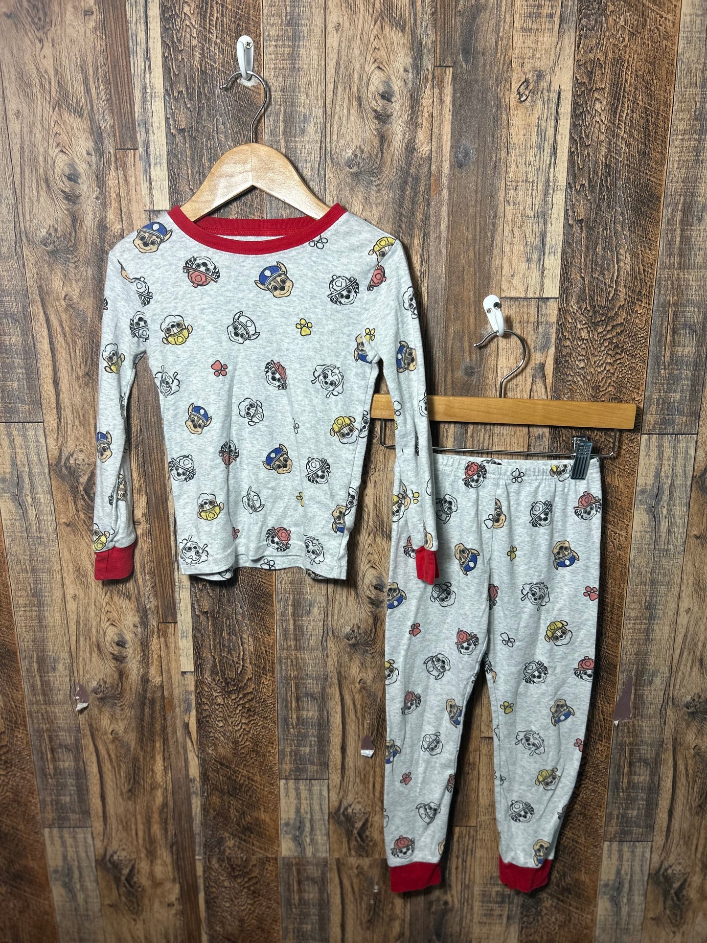 Pajamas, size 5t