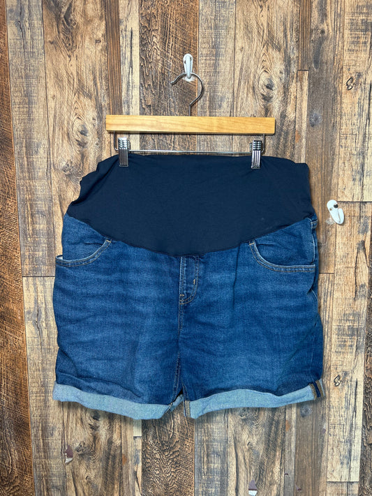 Jean Shorts, size 16