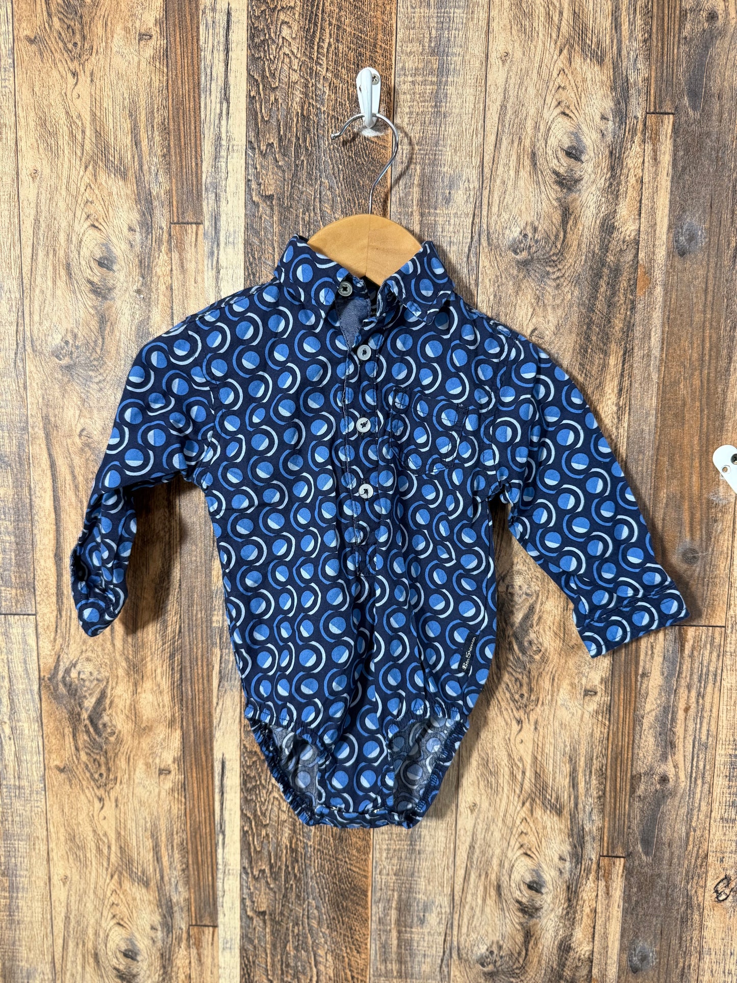 LS button up, size 6-9m