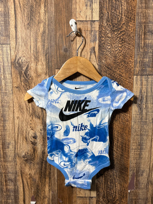 Onesie, size 0-6m