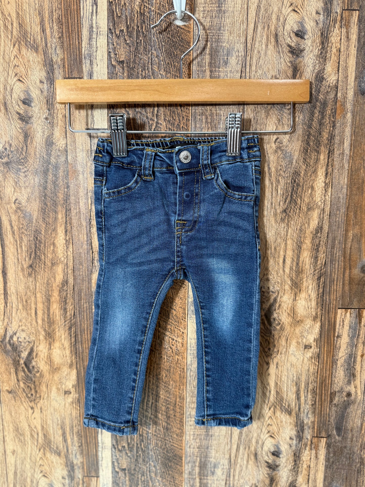 Jeans, size 12m