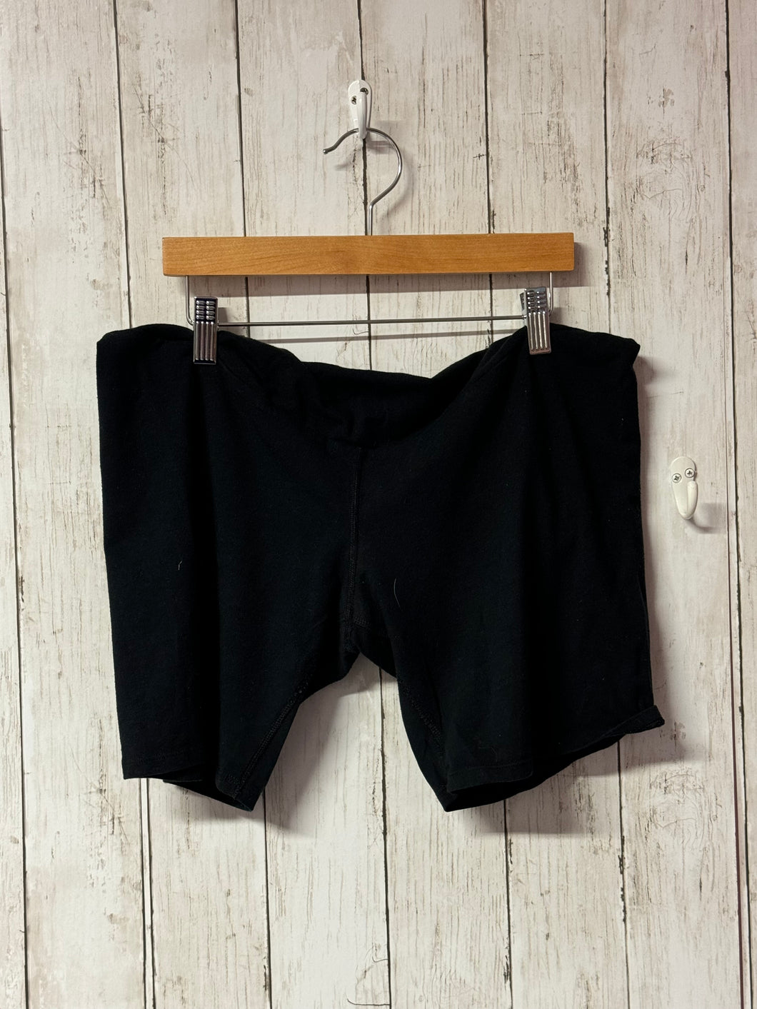 Work out shorts, size L.   #i40