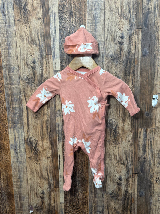 Sleeper w/ hat, size 3m