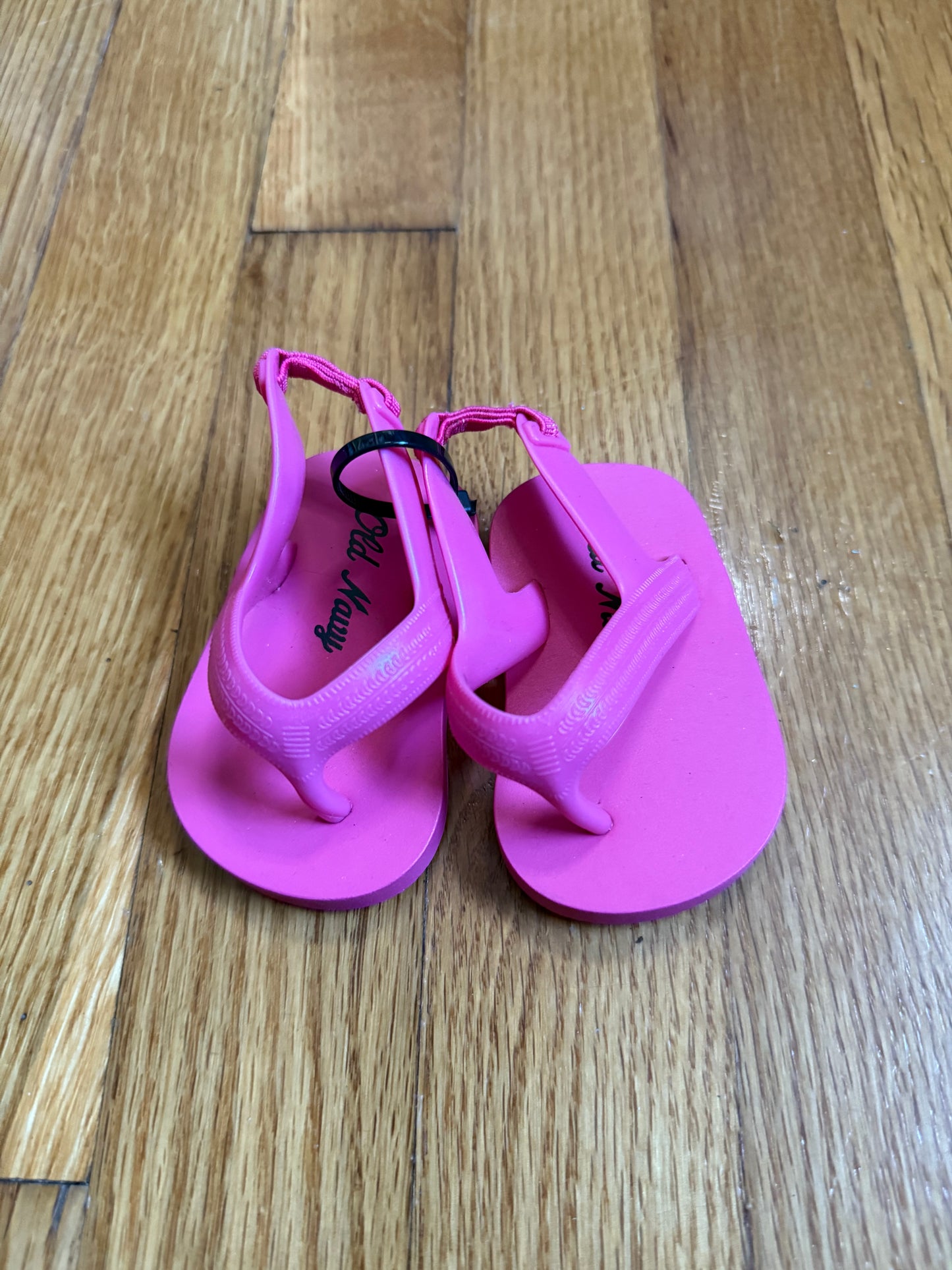 Flip flops, size 1
