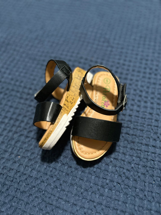 Sandles, size 5