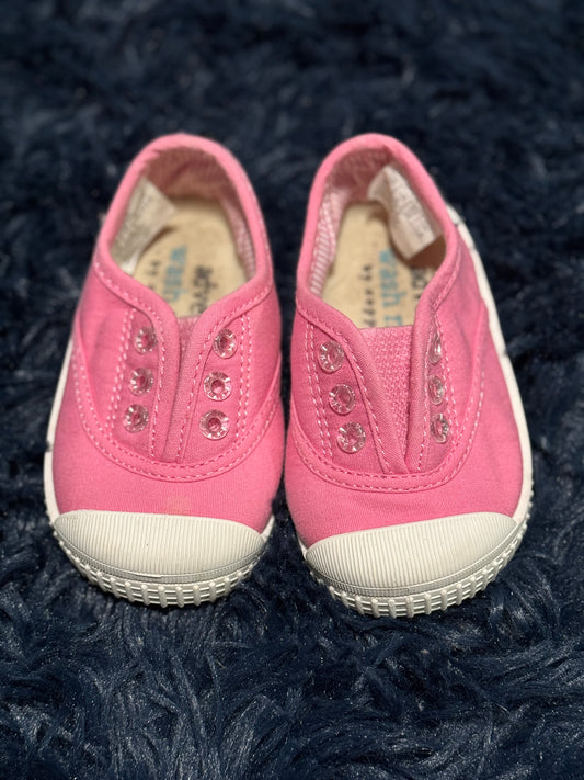 Slip ons, size 4