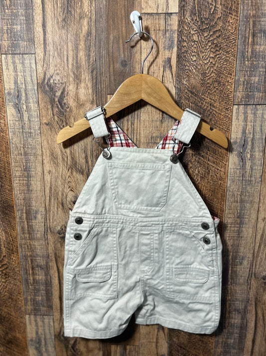 Overall shorts, size 12m