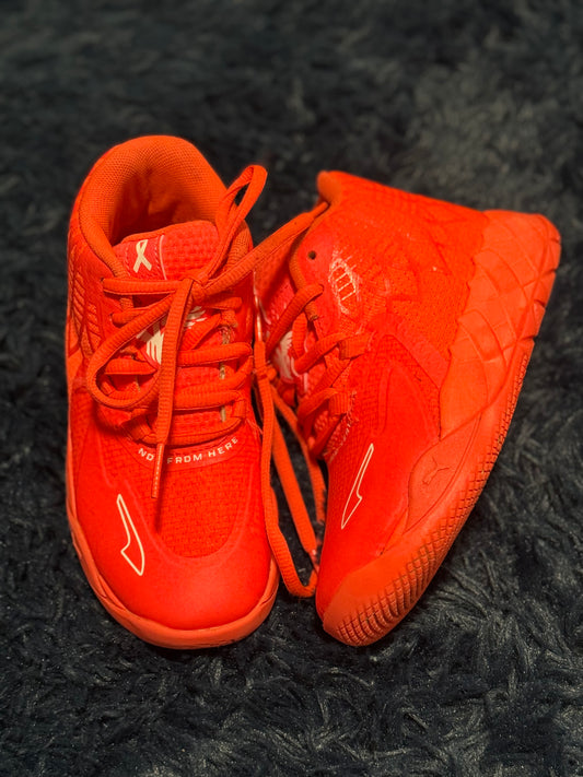 Breast cancer awareness Pumas, size 12