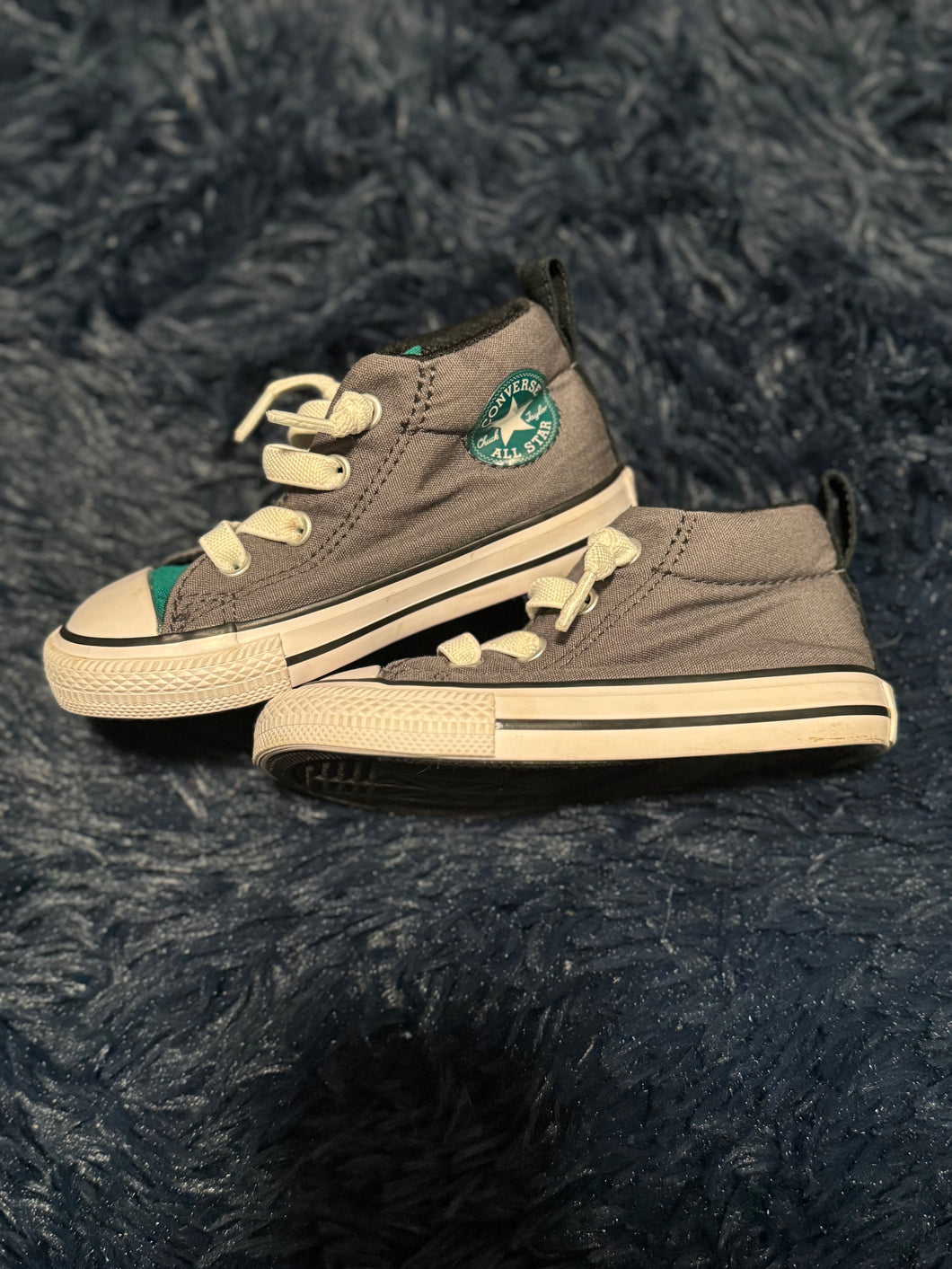 Converse, size 6