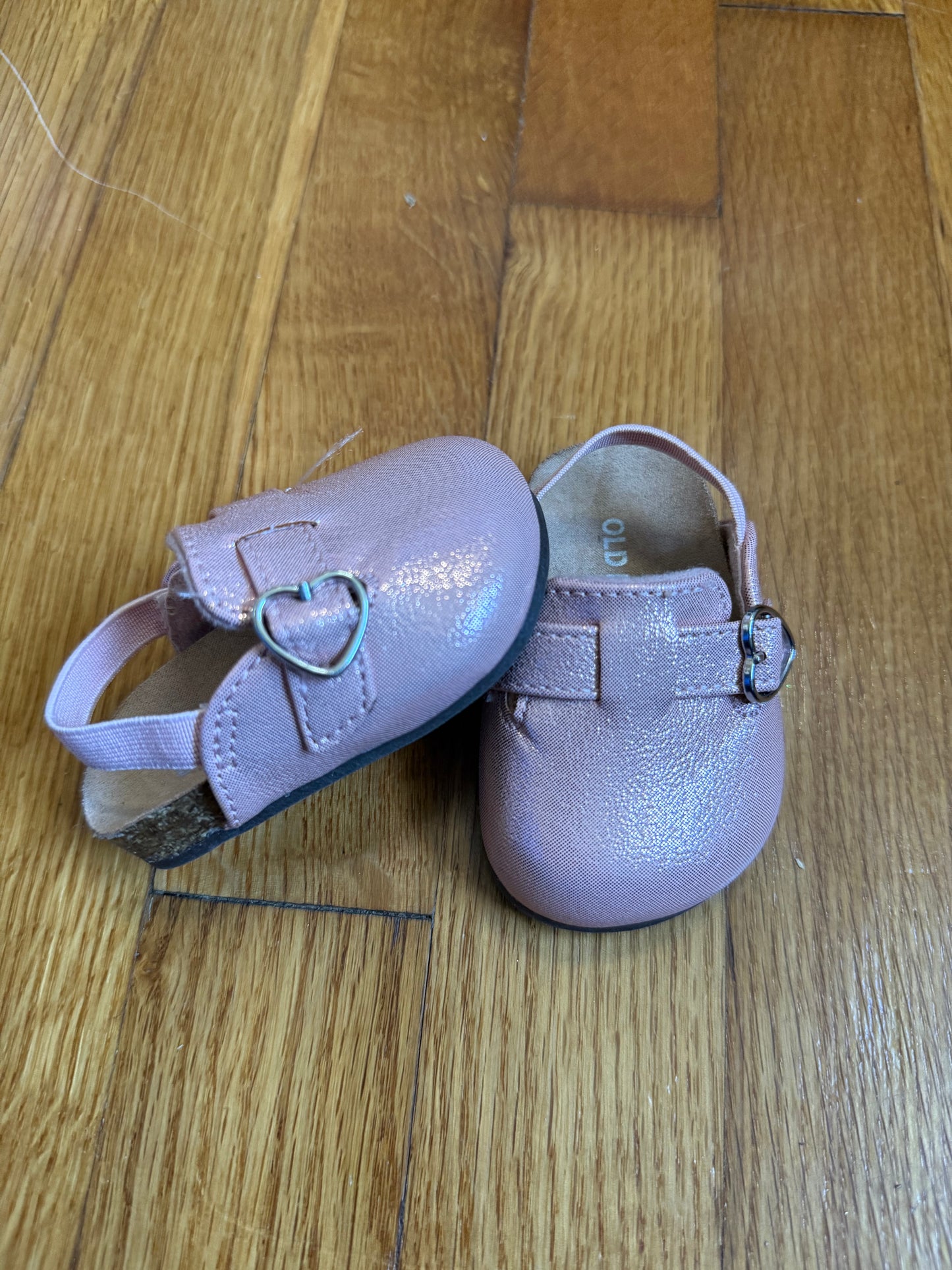 Slip ons, size 0-3m