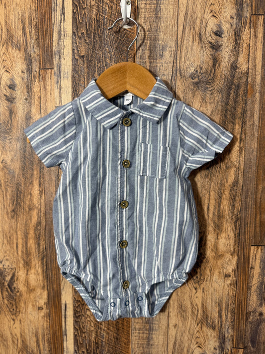 Button up shirt, size 3-6m