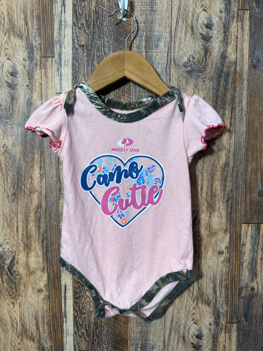 Onesie, size 6-9m