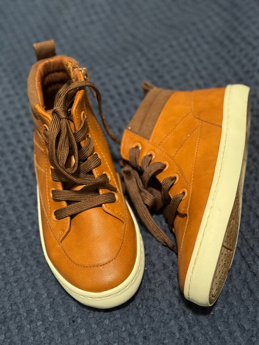 High top sneakers, size 12